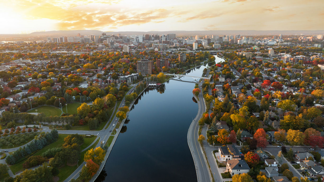 Aerial view od Ottawa Glebe Canal