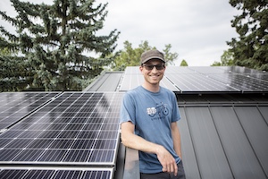 ceip_-_residential_solar_system-mansmilingsolarpanels-2.jpg 